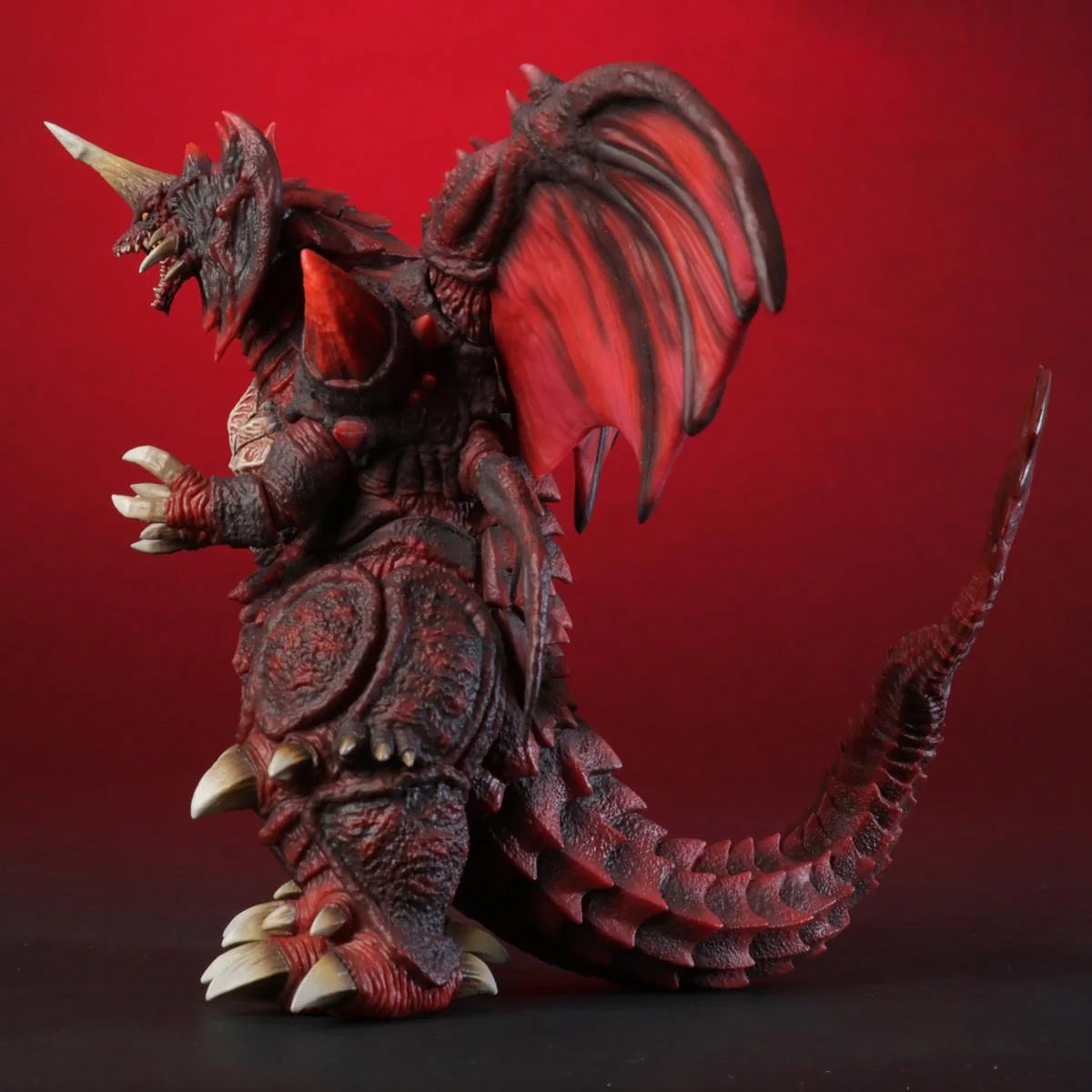 X-PLUS Destoroyah Kaiju Wars Series Standard Version Figure – Godzilla
