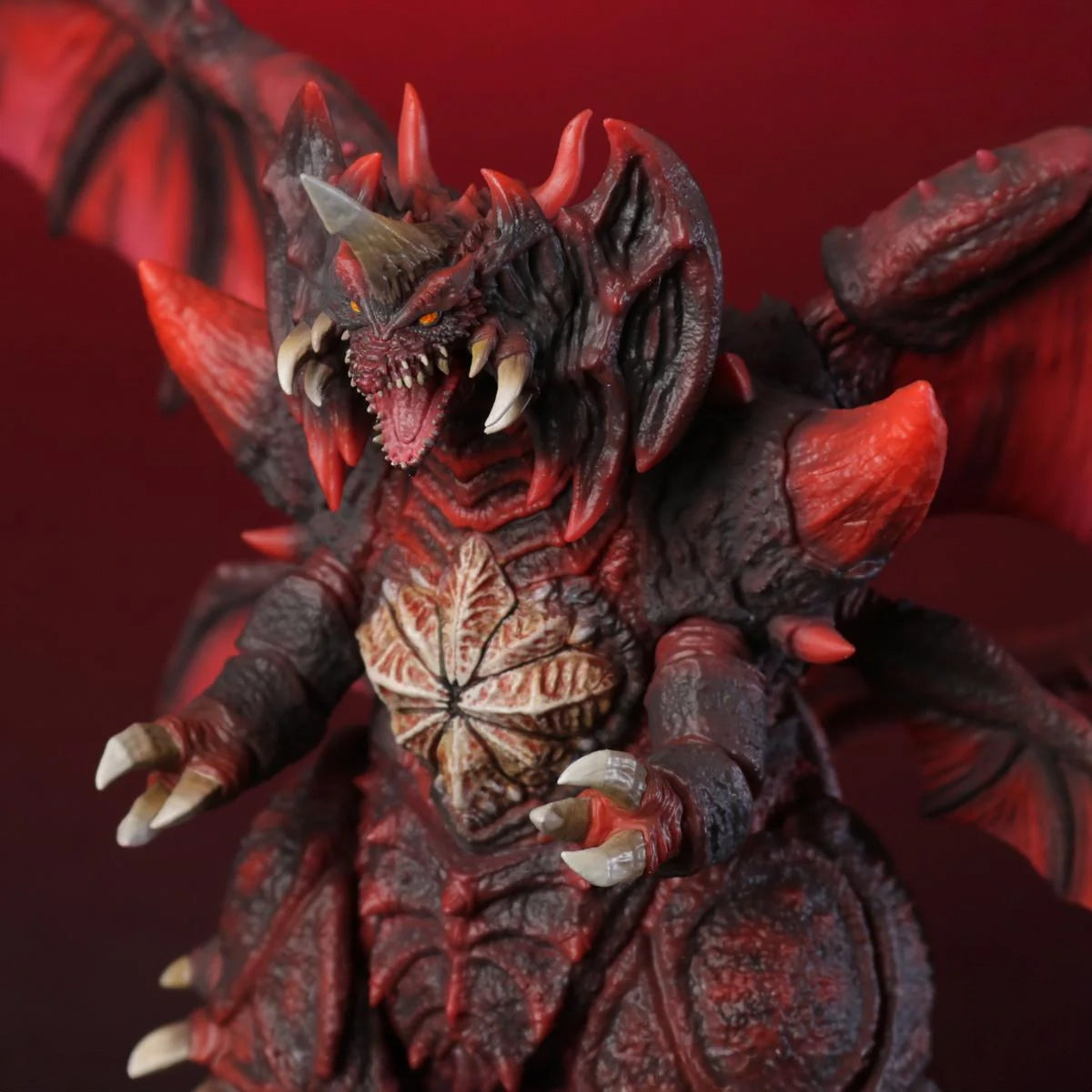 X-PLUS Destoroyah Kaiju Wars Series Standard Version Figure – Godzilla