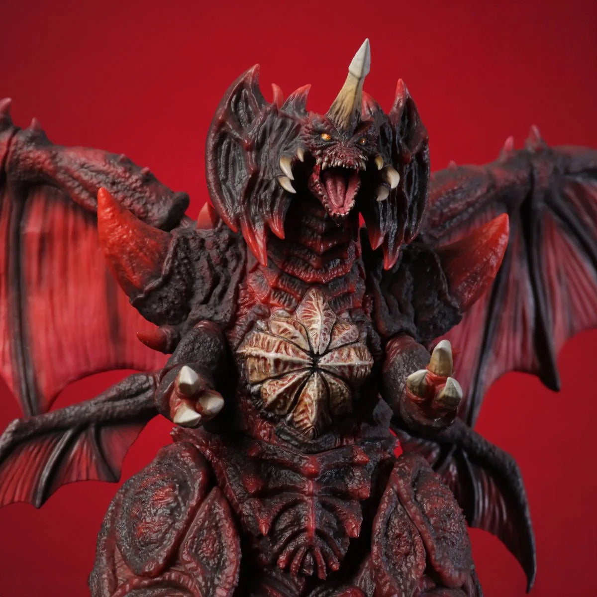 X-PLUS Destoroyah Kaiju Wars Series Standard Version Figure – Godzilla