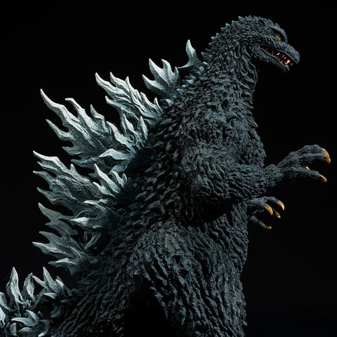 Toho 30cm Series Yuji Sakai Sculpt Collection Godzilla (2002) Battle in the Storm Figure
